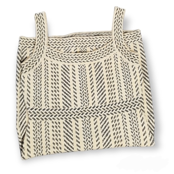 SUPER CUTE BCBG MAXAZRIA DRESS - Picture 2 of 8